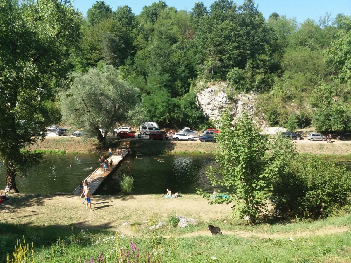 Rooms Grizzly Slunj Exterior foto